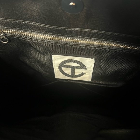 Medium black Telfar - Picture 5 of 7